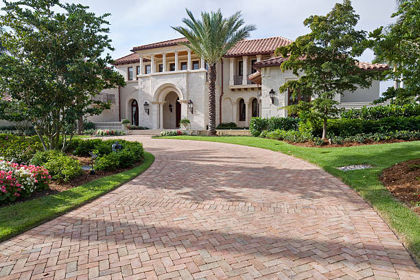 Best Local Driveway Pavers  in Kenosha, WI