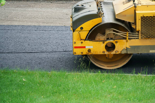 Best Driveway Pavers Near Me  in Kenosha, WI